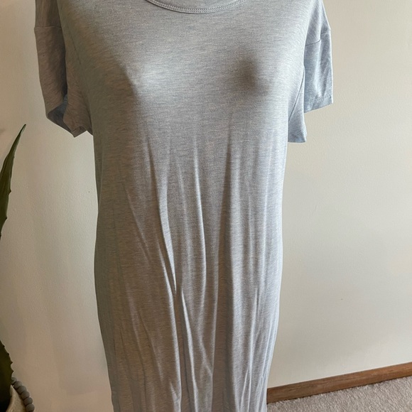 LOFT Dresses & Skirts - Loft lightweight summer dress